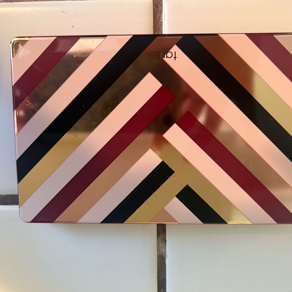 tarte Eyeshadow Palette - Pink, Rose, Gold, Black Striped Design